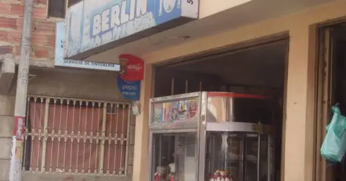 PASTELERIA Y PANADERIA BERLIN BOGOTÁ PASTELERIA Y PANADERIA BERLIN BOGOTÁ